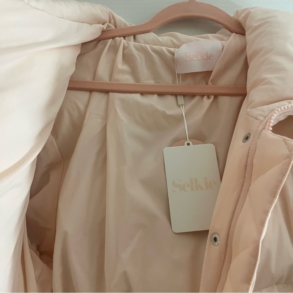 NWT Selkie The Castle Pink Marshmallow Puffer Coat - Picture 8 of 10